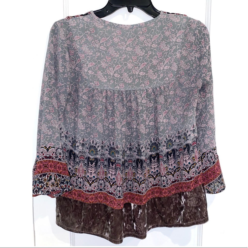 Colorful Blouse - Picture 4 of 4